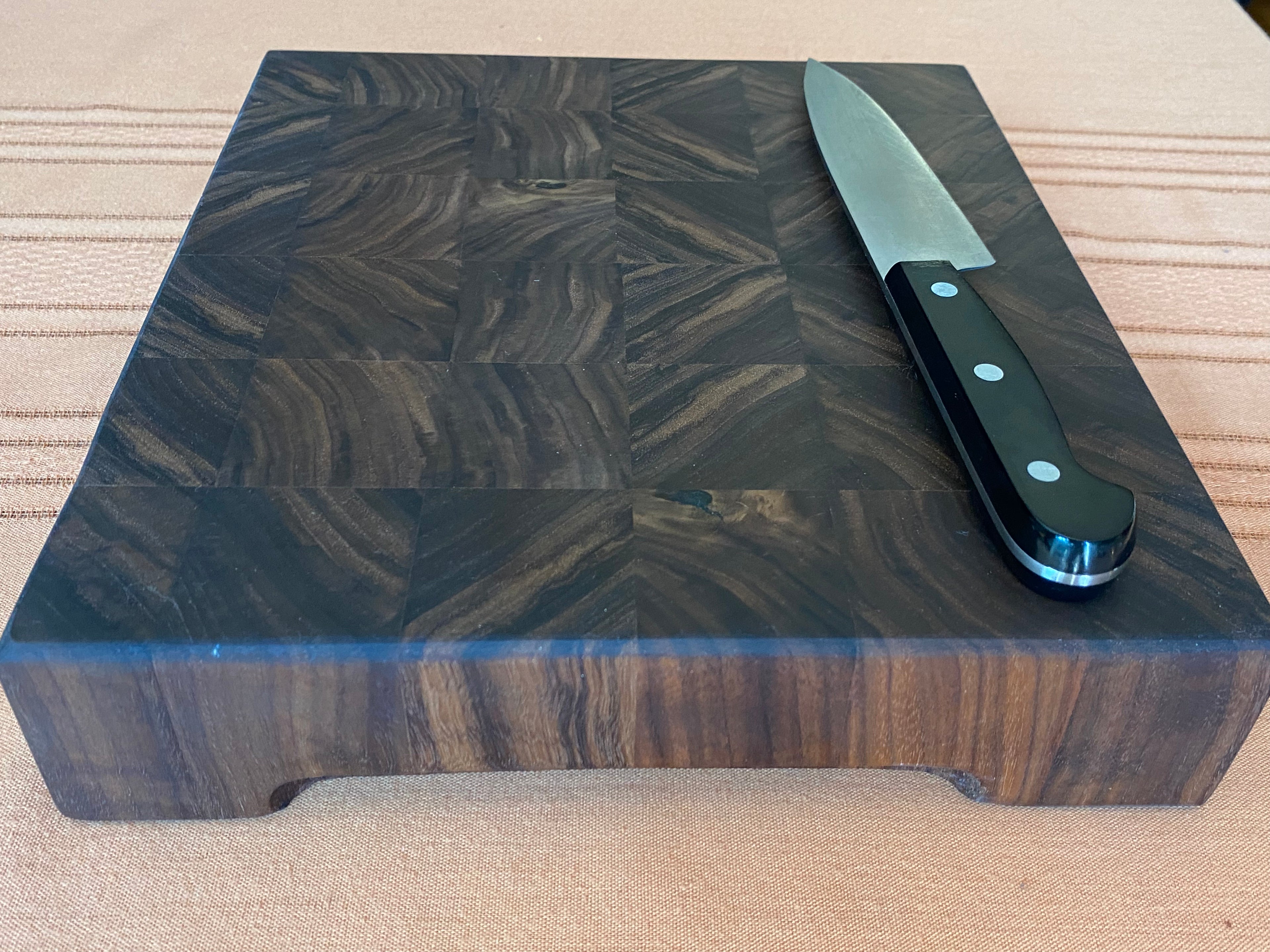 Walnut End-Grain Chef's Block
