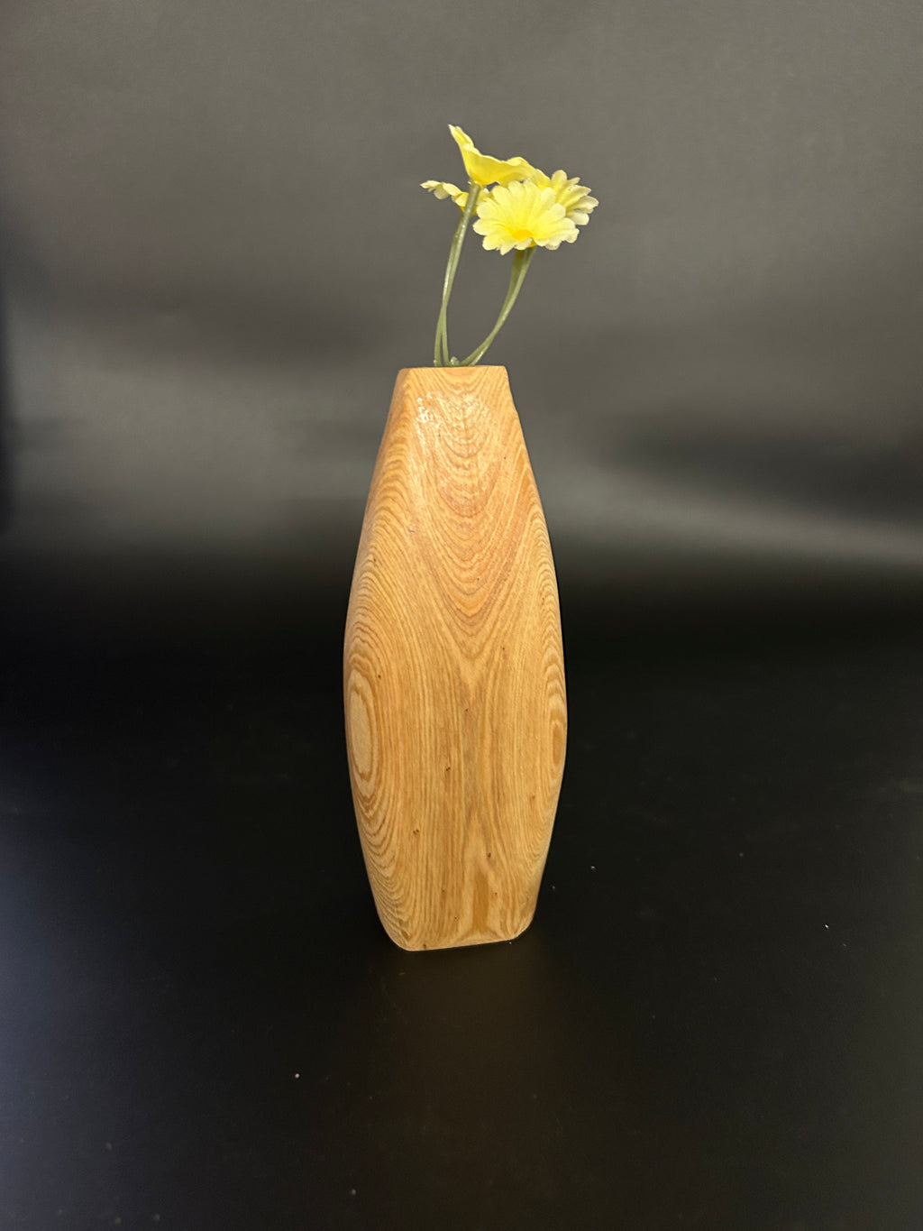 Silhouette Bud Vase - Medium