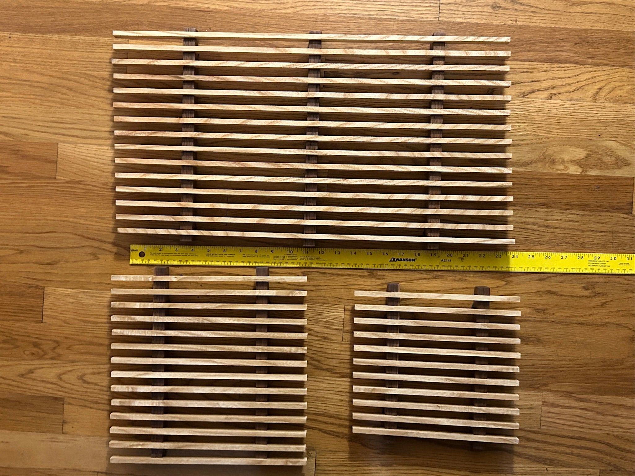 Artisan Hardwood Trivet - Slatted Heat-Safe Walnut & Maple Trivets