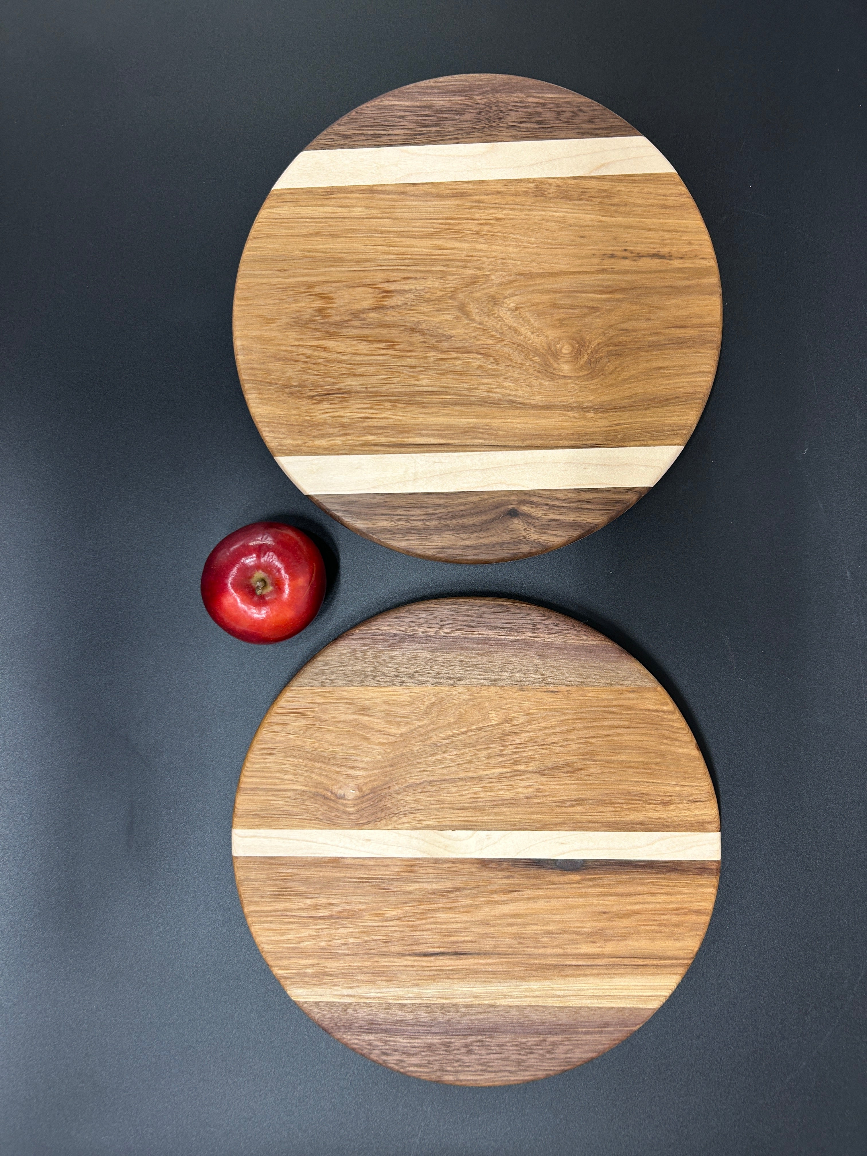 Handcrafted Round Cutting Board – Tricolor Walnut, Hickory & Maple